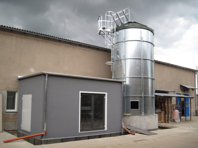 Heizanlage mit Biomassekessel